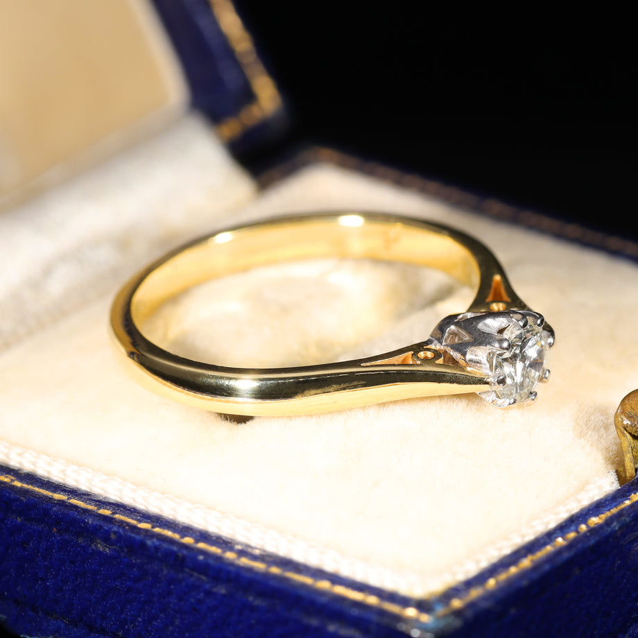 The Vintage 1990 Brilliant Cut Diamond Elegant Ring