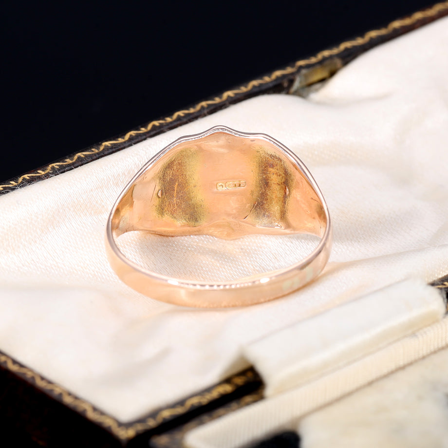 The Antique 1916 9ct Gold Shield Signet Ring - Antique Jewellers