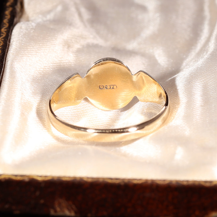 The Vintage 1955 Engraved Oval Signet Ring - Antique Jewellers