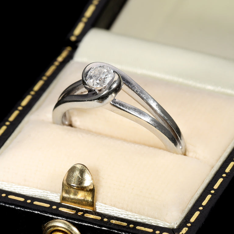 The Contemporary Light Solitaire Diamond Twist Ring
