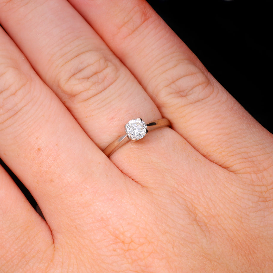 The Contemporary 2002 Brilliant Cut Diamond Sparkle Ring