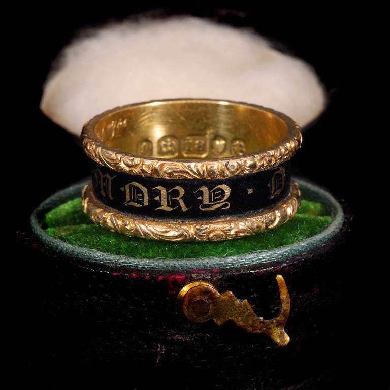 The Antique Victorian 1837 'In Memory Of' 18ct Gold Engraved Mourning Ring