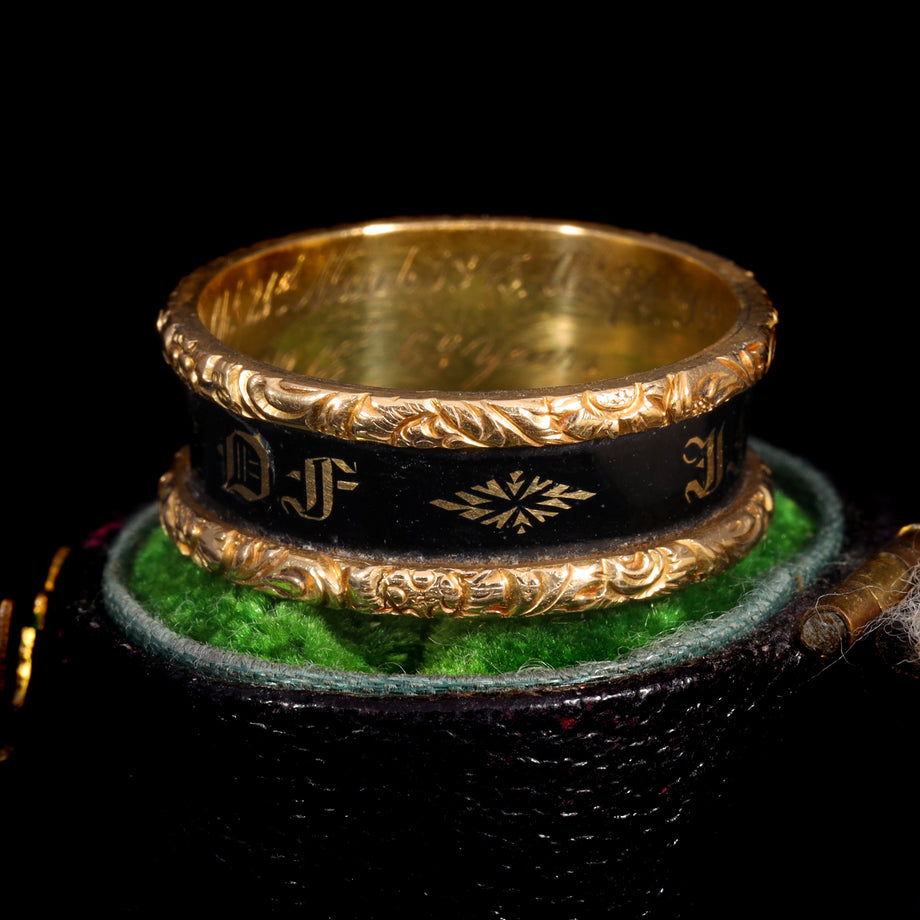 The Antique Victorian 1837 'In Memory Of' 18ct Gold Engraved Mourning Ring