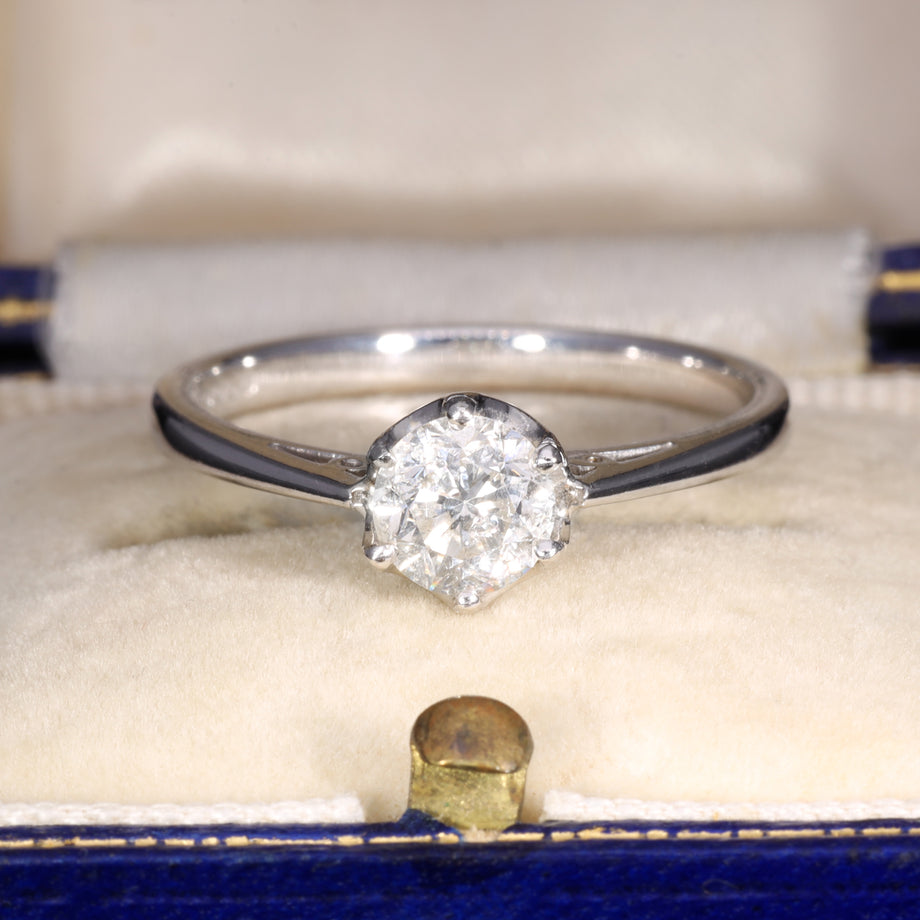 The Vintage 2003 Briliant Cut Diamond Platinum Ring