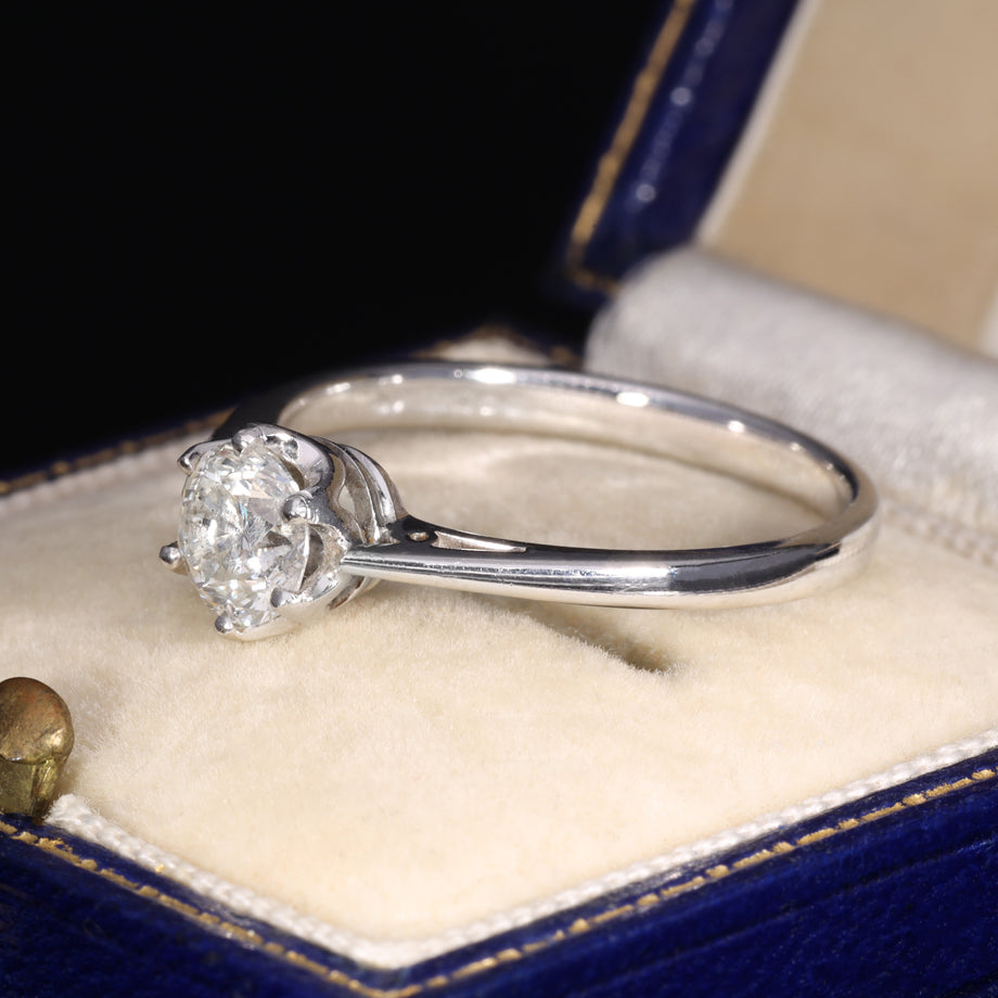 The Vintage 2003 Briliant Cut Diamond Platinum Ring