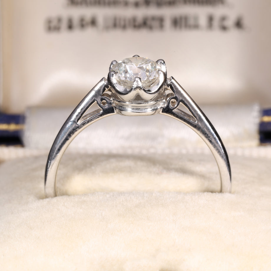 The Vintage 2003 Briliant Cut Diamond Platinum Ring