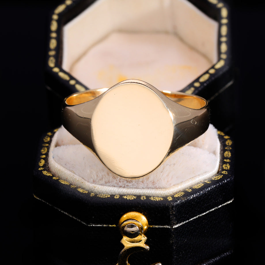 The Vintage 9ct Gold Plain Oval Signet Ring