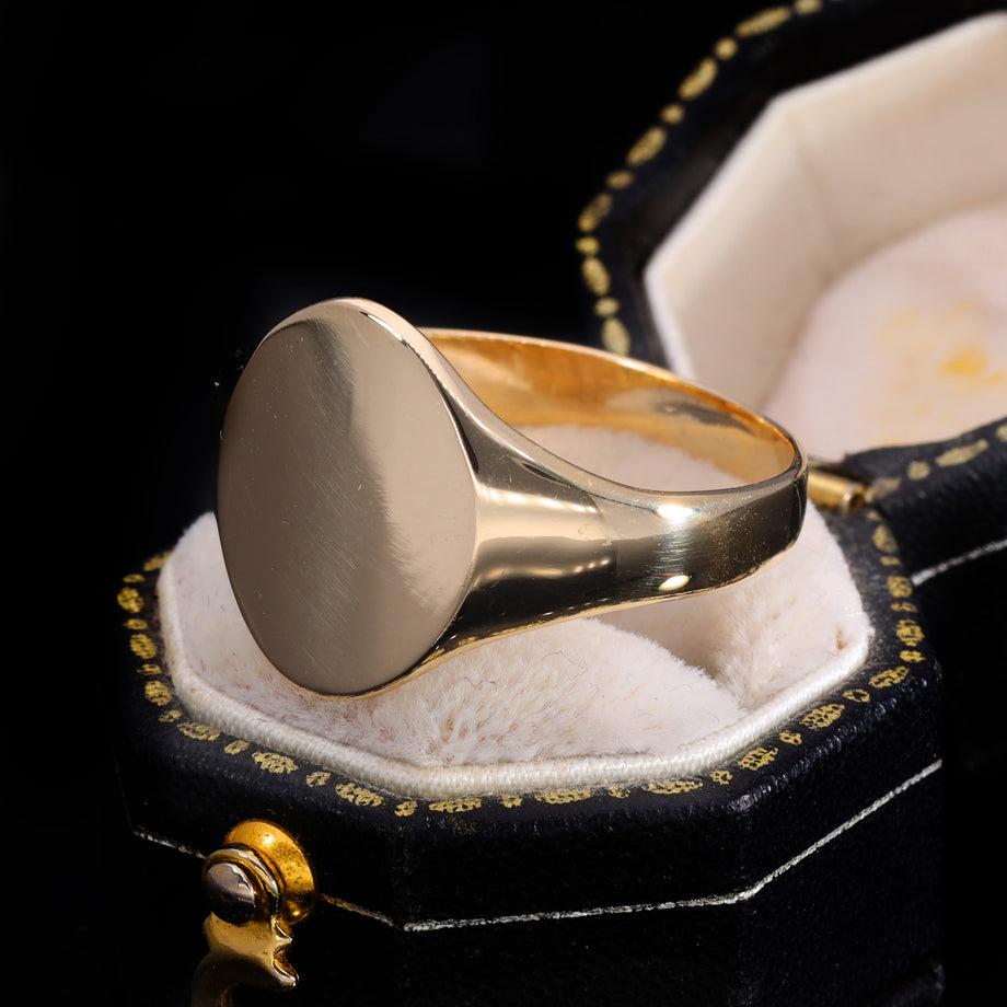 The Vintage 9ct Gold Plain Oval Signet Ring