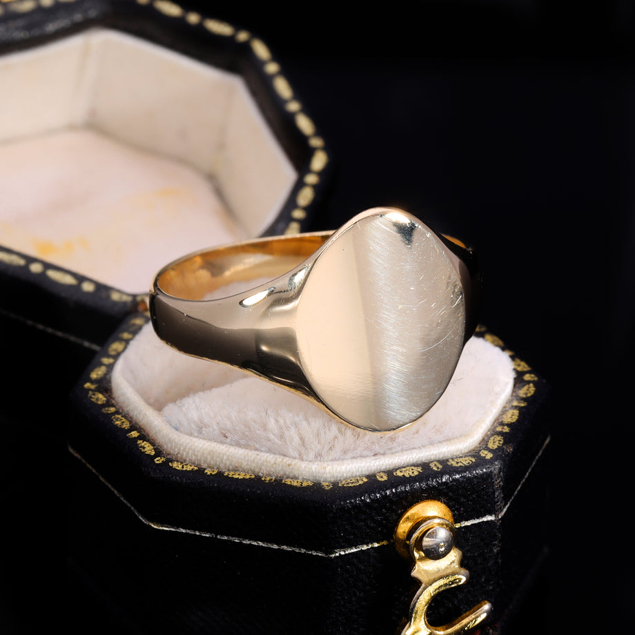 The Vintage 9ct Gold Plain Oval Signet Ring