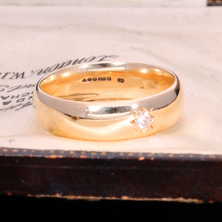The Vintage 1992 9ct Gold Diamond Band