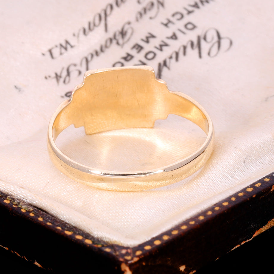 The Vintage 1963 9ct Gold Foliate Stepped Shoulder Signet Ring