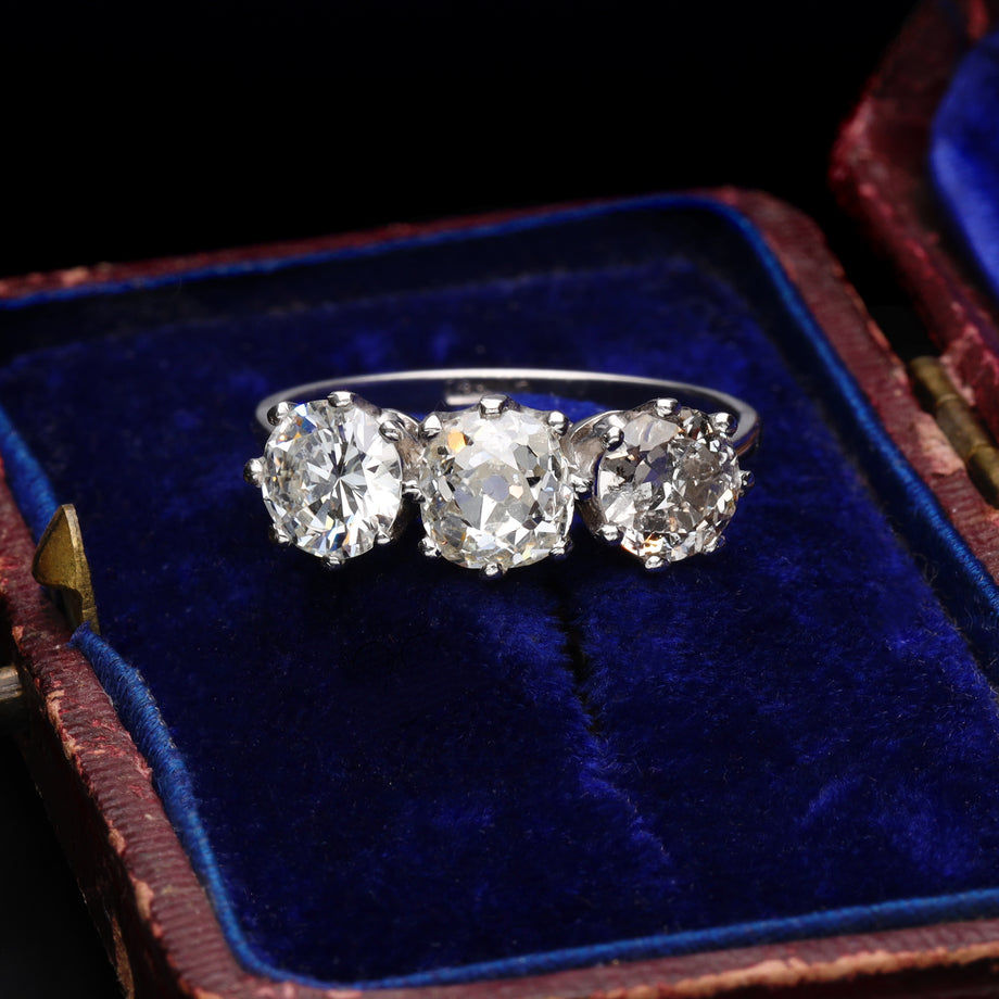 The Antique Magnificent 2.5 Carat Diamond Ring - Antique Jewellers