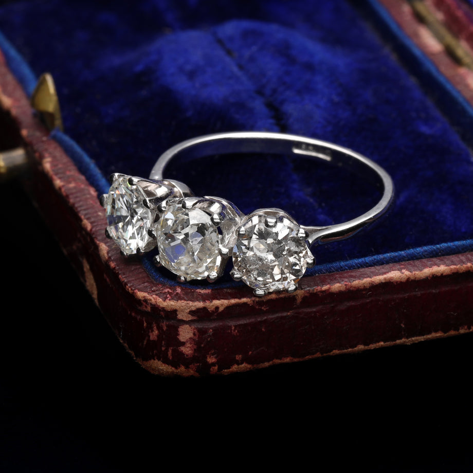 The Antique Magnificent 2.5 Carat Diamond Ring - Antique Jewellers