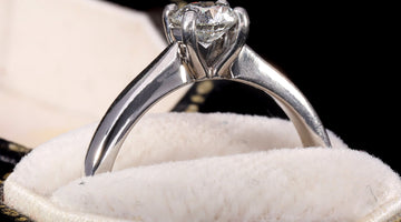 The Art of Ring Settings: Elevating Antique and Vintage Gems