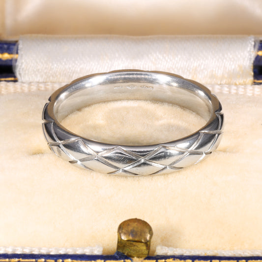 The Contemporary Platinum Quilted Wedding Ring