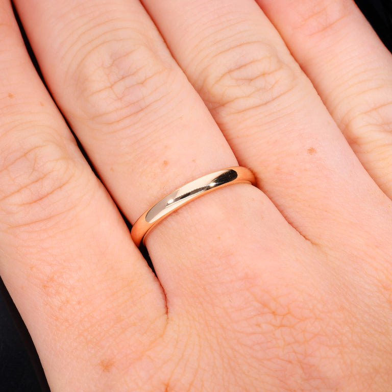 The Vintage 1942 9ct Gold Wedding Ring