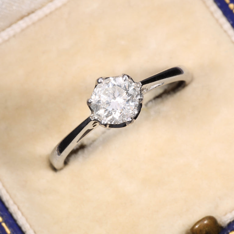 The Vintage 2003 Briliant Cut Diamond Platinum Ring