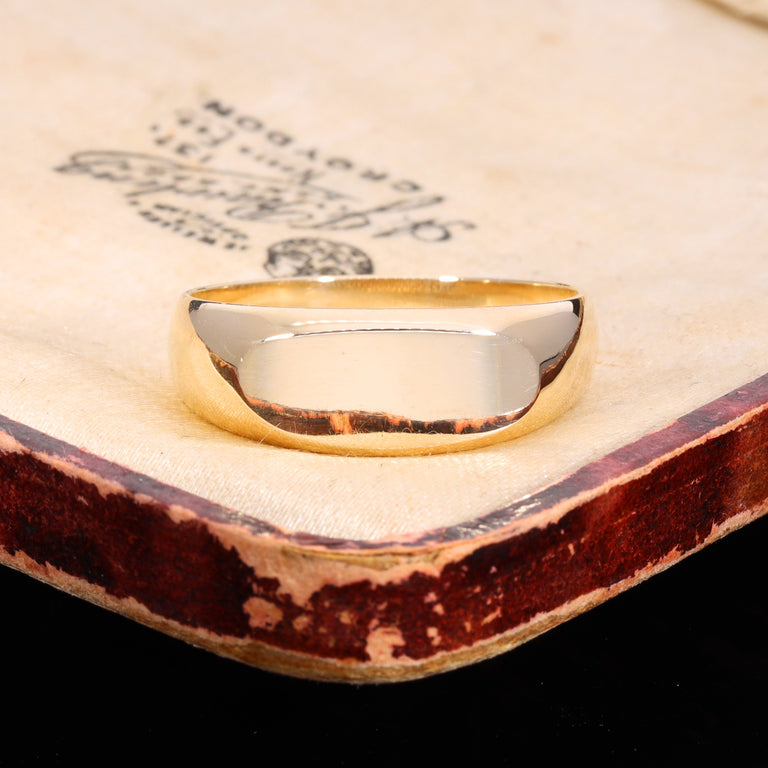 The Vintage 9ct Gold Slim Signet Ring