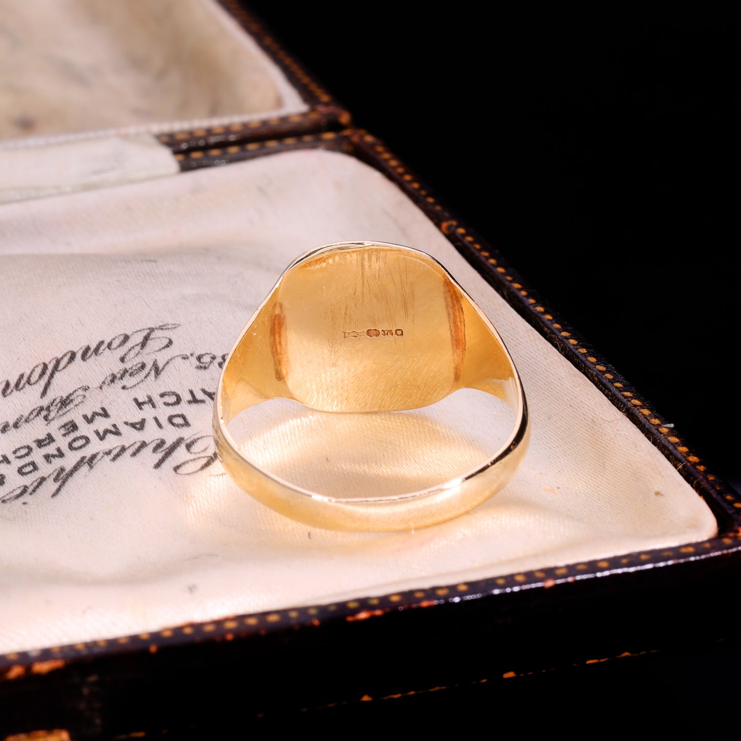 The Vintage 9ct Gold Square Diagonal Pattern Signet Ring