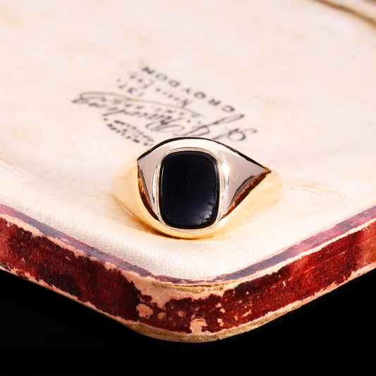 The Vintage 1972 9ct Gold Onyx Signet Ring