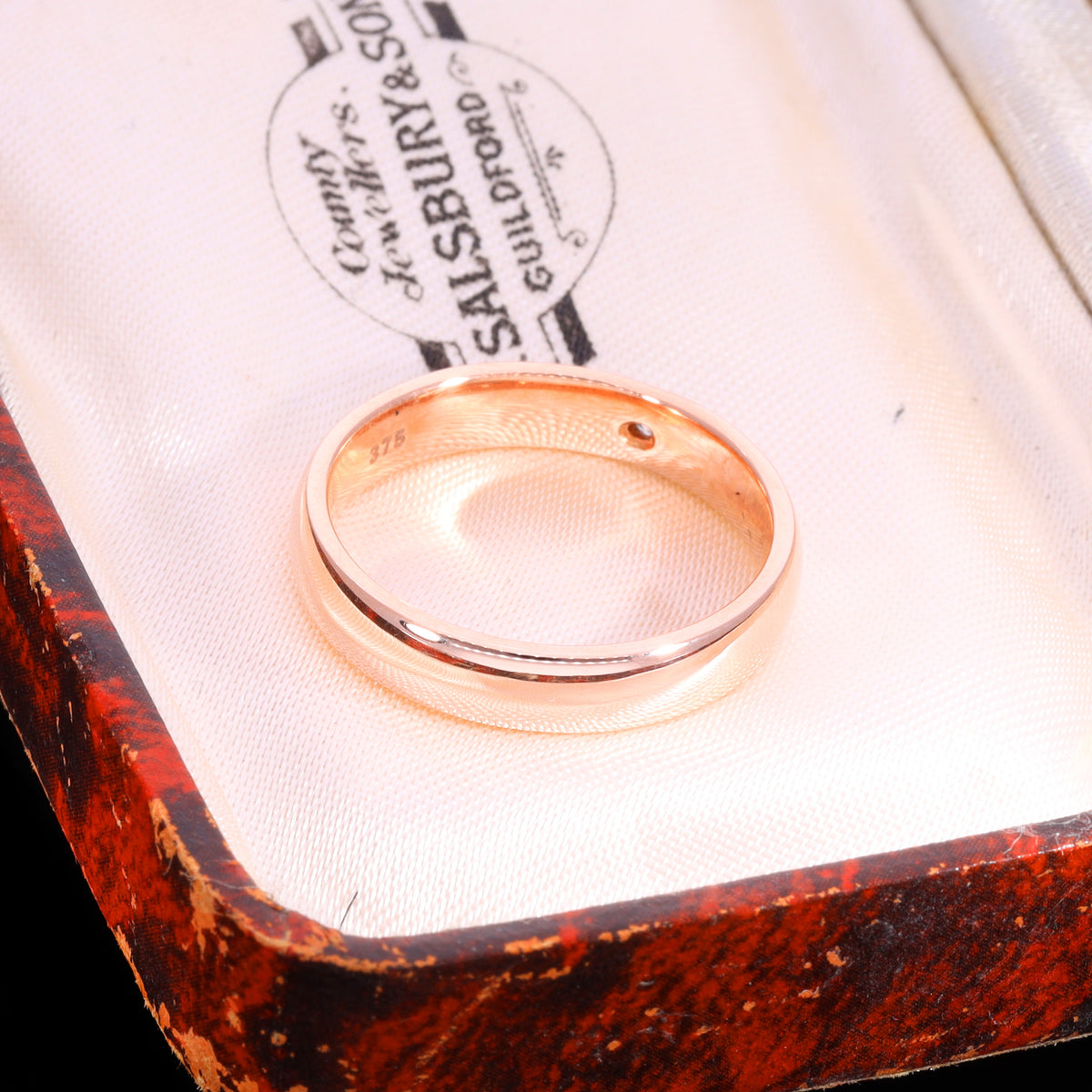 The Contemporary Rose Gold 'Adventure Begins' Diamond Wedding Ring