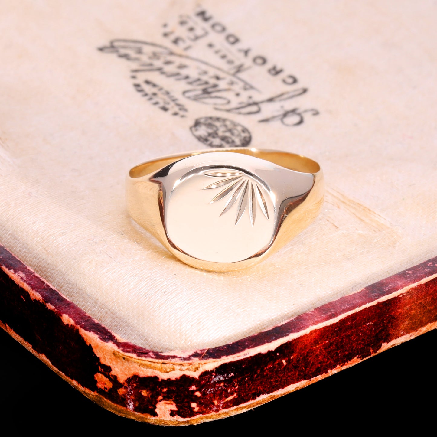 The Vintage 9ct Gold Round Sunburst Signet Ring