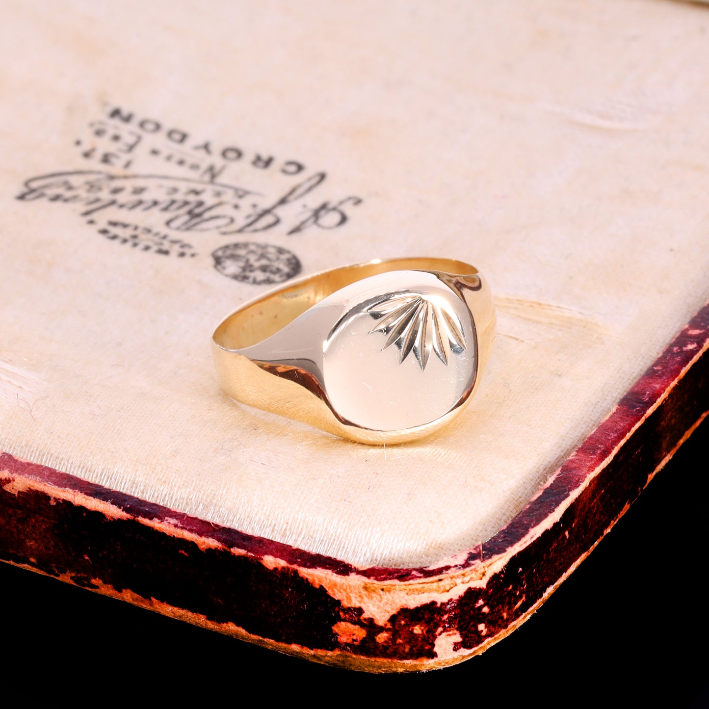 The Vintage 9ct Gold Round Sunburst Signet Ring