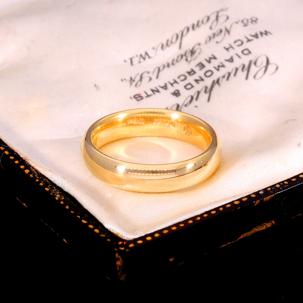 The Vintage 1999 7.81g 22ct Gold Wedding Ring