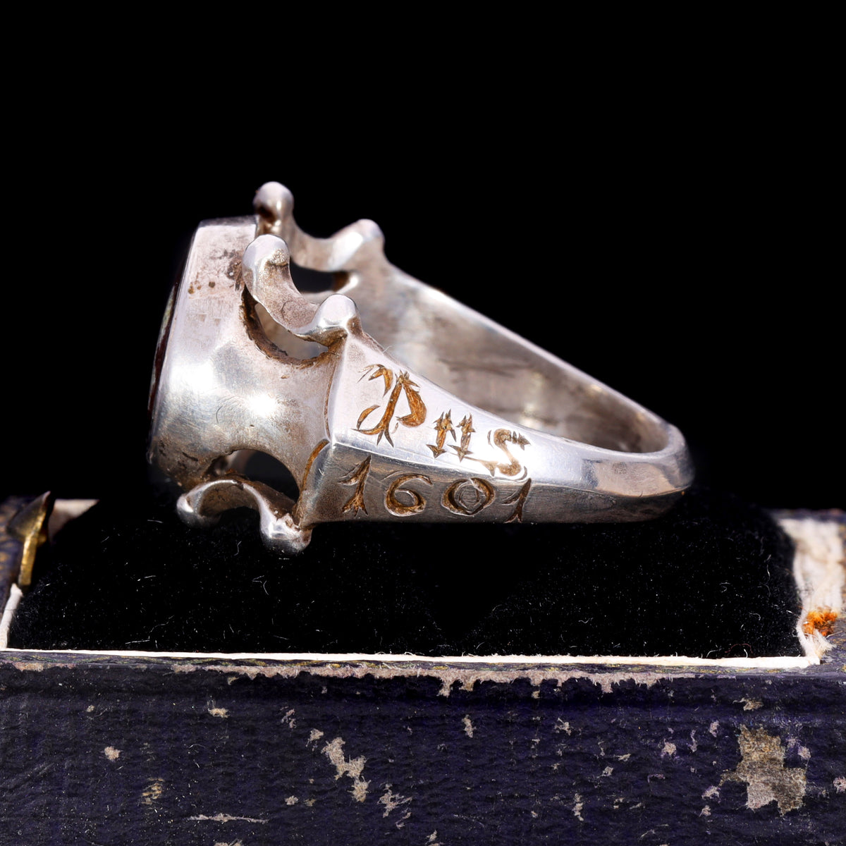 The Ancient 1601 Renaissance Silver Memento Mori Portrait Ring